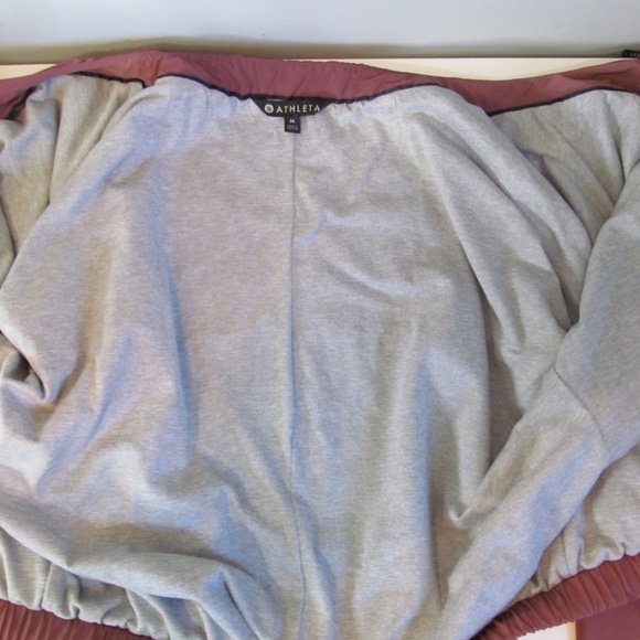 Athleta  Sz M Chill Bomber Cropped Full Zip Water Resistant Windbreaker Jacket - Picture 10 of 12